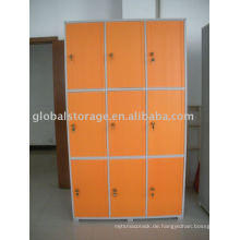 Plastikschrank